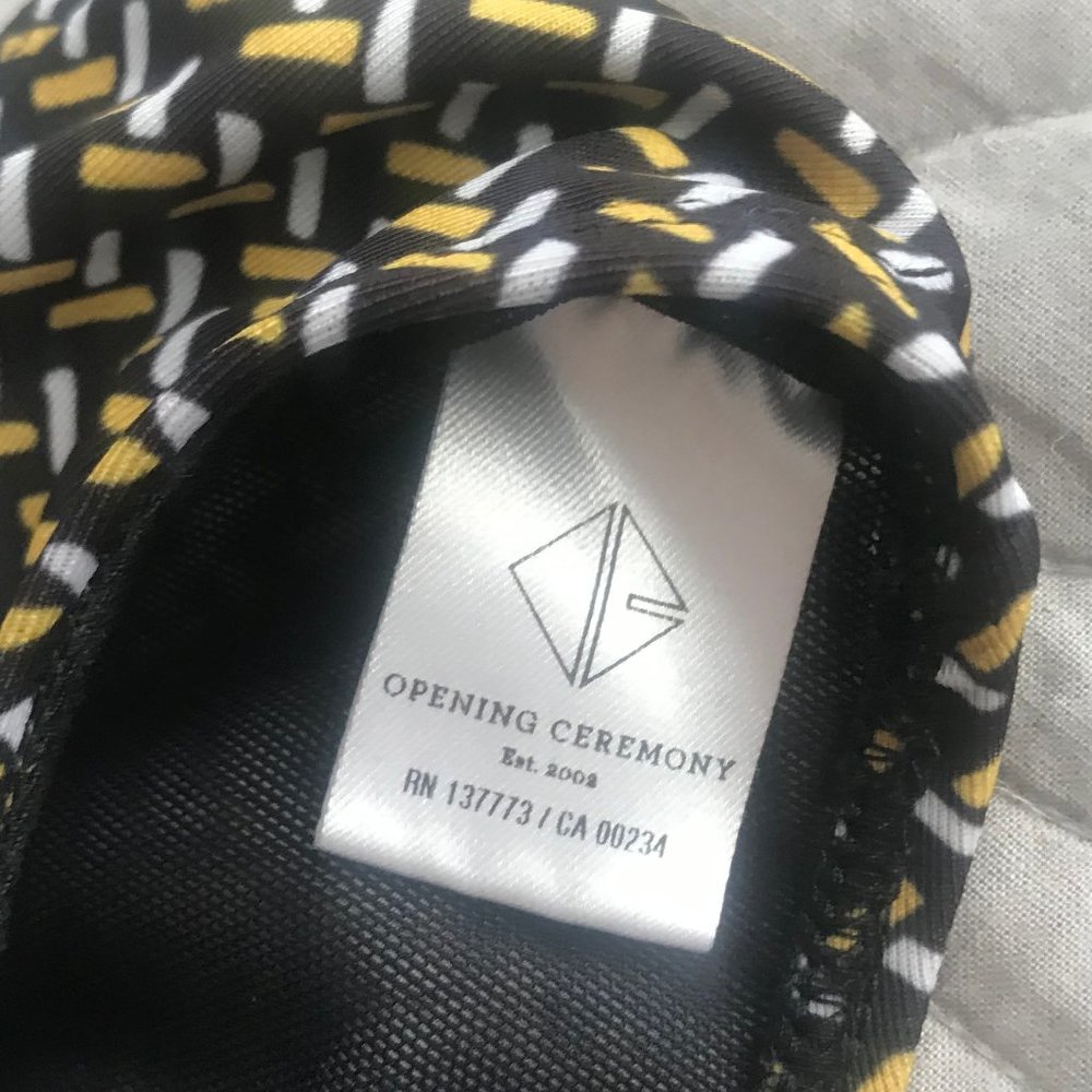 Opening Ceremony Bikini Set w/Matching Bag - Picture 2 of 3